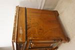 Skrivbord. B215 