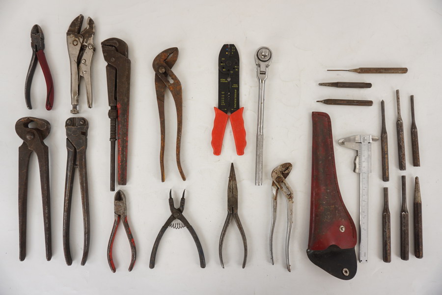 Mitutoyo skjutmått, Bahco najtång mm. D17