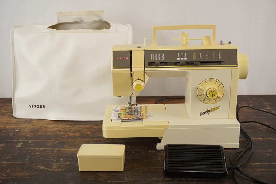 Singer Lady Star Symaskin. BC239