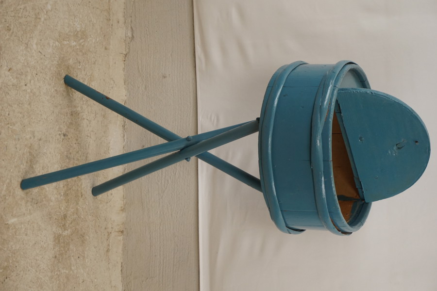 Laggkärl på piedestal allmoge 1828. B246  