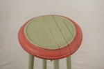 Piedestal grön allmoge. B249