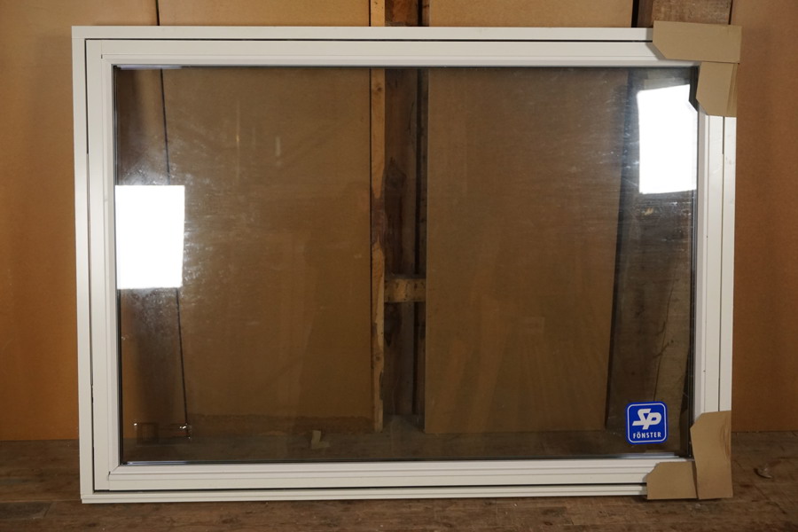 SP Fönster utåtgående vrid 18-13. U928