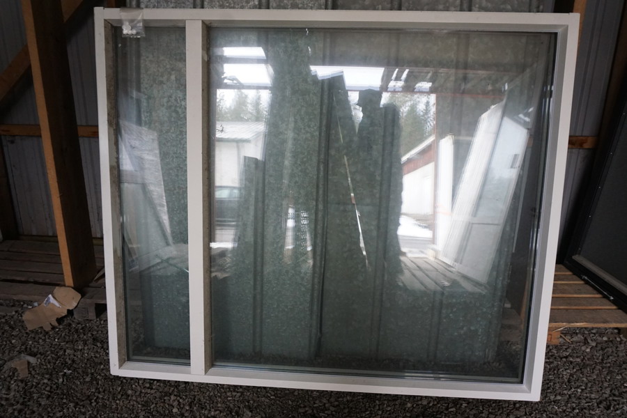 Fönster fast 1850-1550. P335