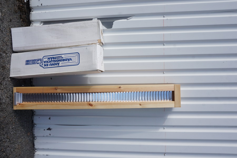 SP Fönster Vädringslucka inåtgående 2-15. P415