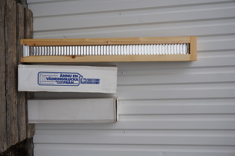 SP Fönster vädringslucka 2-15. P459