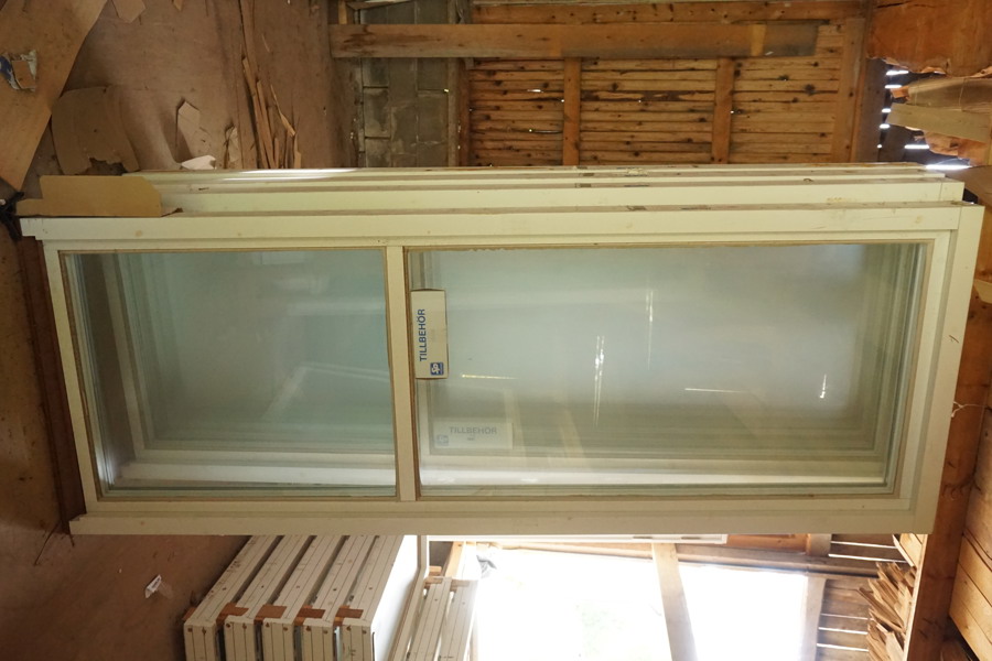 SP Altandörr/fönster inåtgående vänster W-IFD 9-24/15. T990