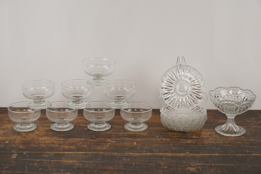 Dessertskålar, fat mm 15delar. G50