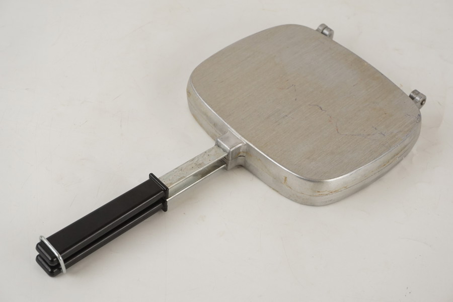 Harny Vintage grillpanna mackjärn. C37