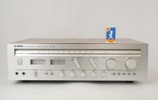 Yamaha CR-840 stereo receiver. A152