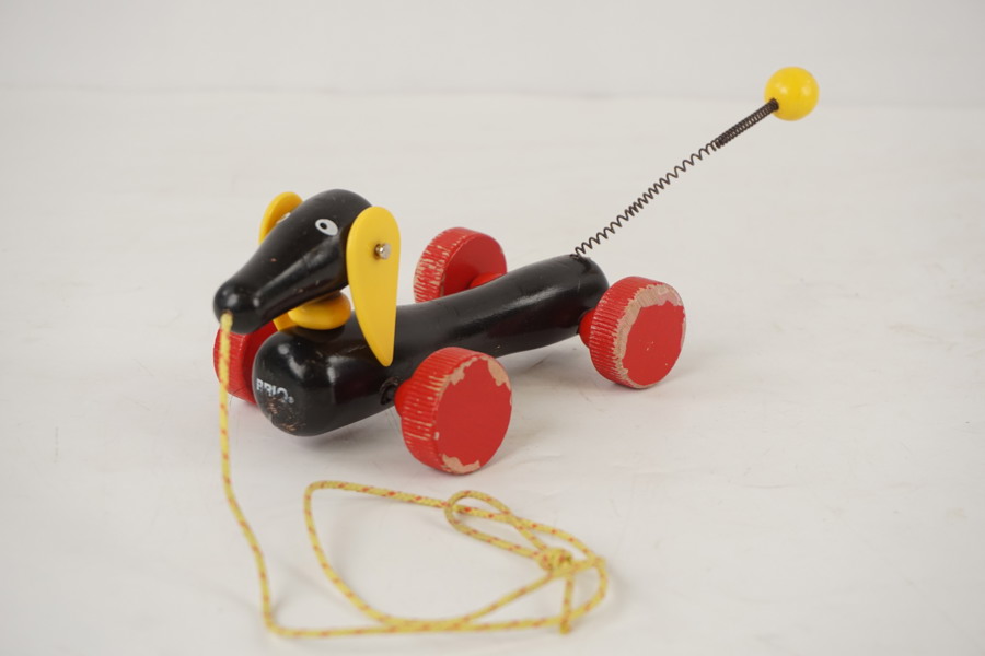 Brio träleksak  hund. A202