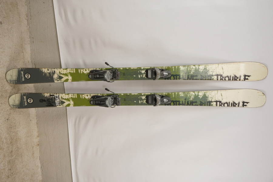 Dynastar Nothin' But Trouble ski slalomskidor. B69