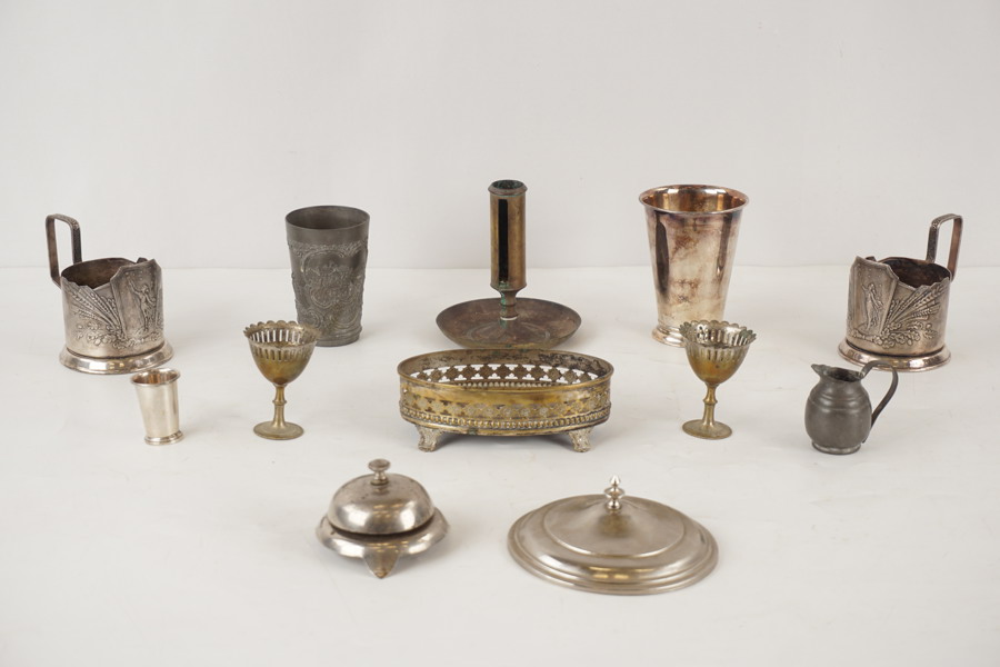 Glasställ i nysilver mm. A70