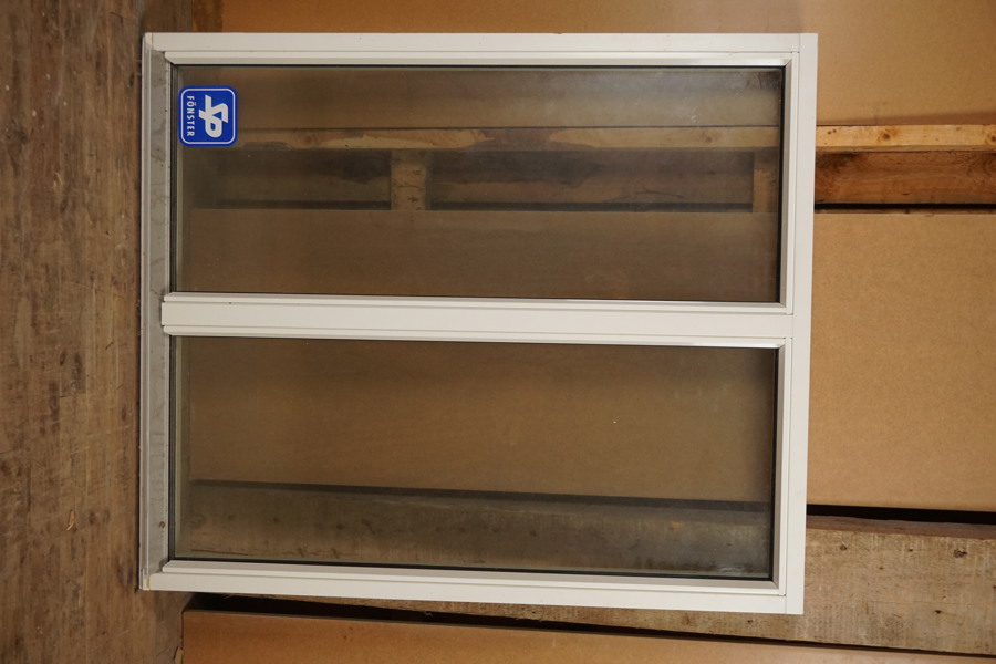 SP fönster fast 11-13. U886