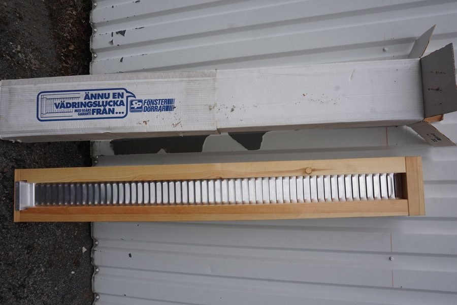 SP Fönster Vädringslucka inåtgående 2-15. P416