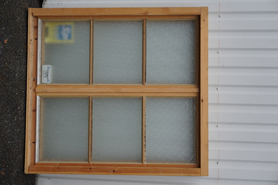 SP Badrumsfönster inåtgående 12-13. P403