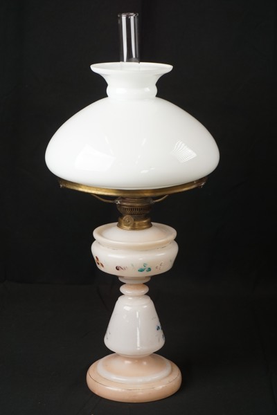 Bordsfotogenlampa. G25