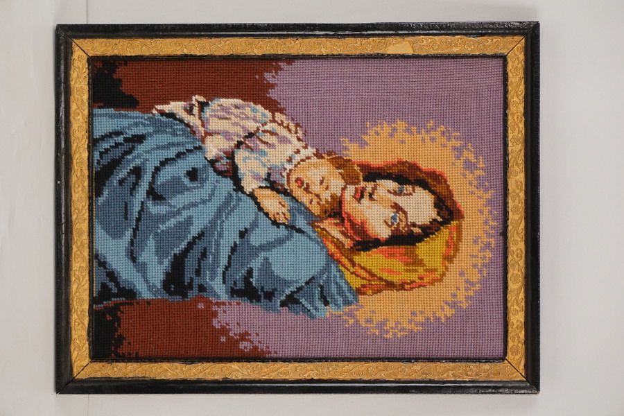 Broderad, Madonna & Jesus. M27/