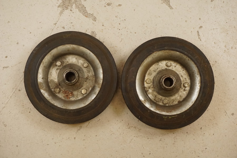 2st Varwerk Stödhjul. B218/