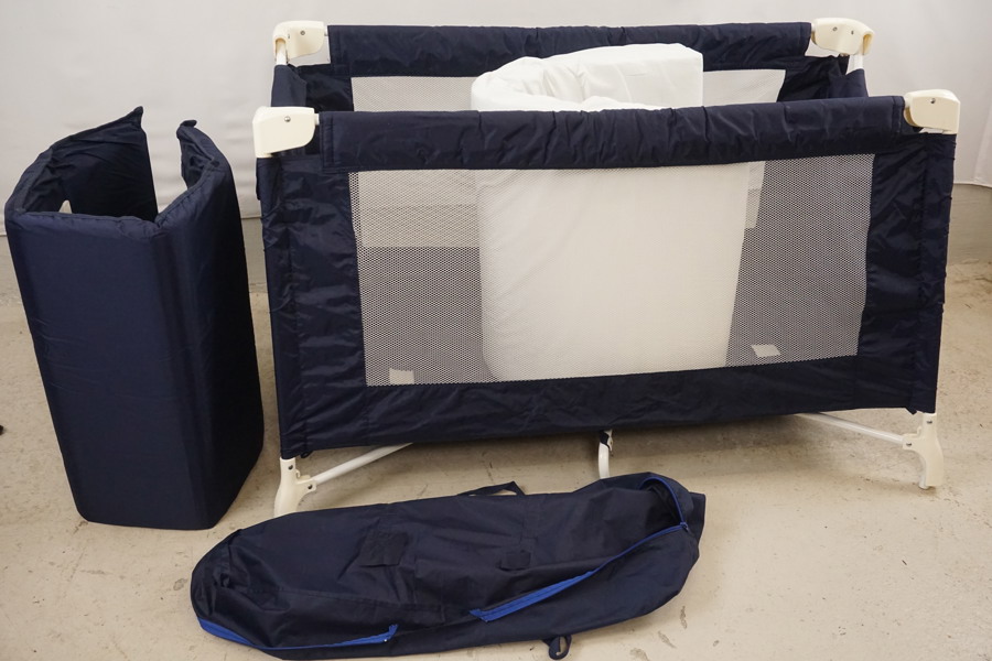 Resebarnsäng. B179/