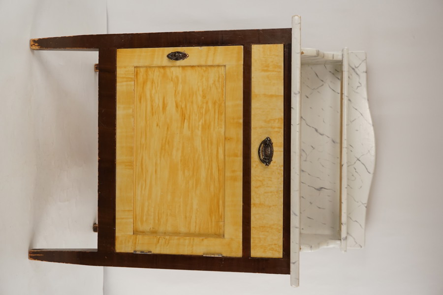 Edsbyns M. Tvättkommod. B29/