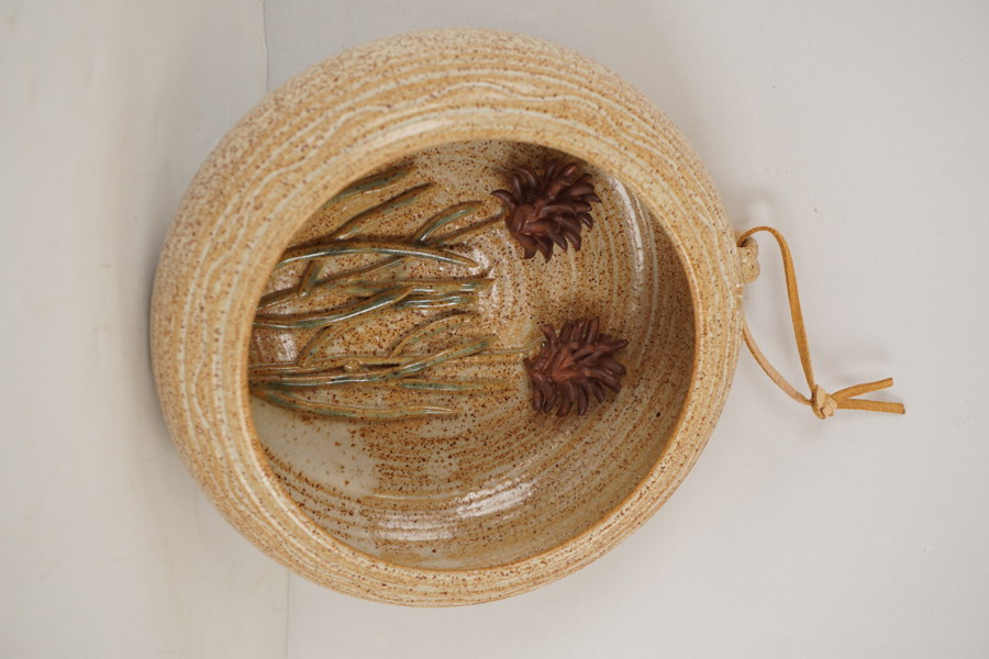 Frostviken Ljushållare i keramik Brunkull. G26