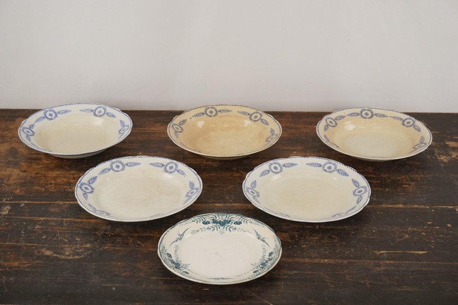 6st Antik tallrikar Örebro Gerda. G29