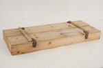 Trälåda med grillset. C15