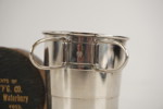 Mugg i nysilver. A102