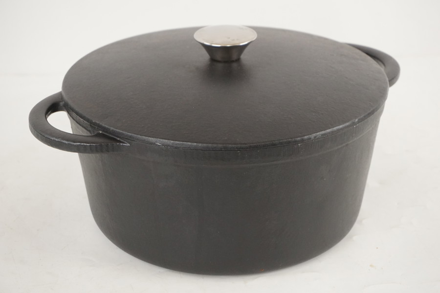 Gjutjärnsgryta. C19