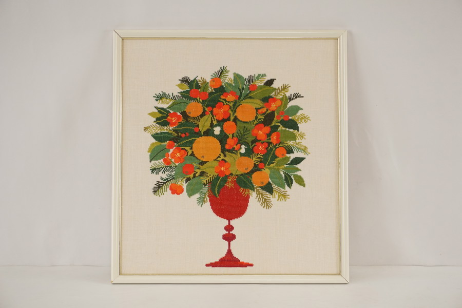 Handbroderad Clara Waever 44x48. M16