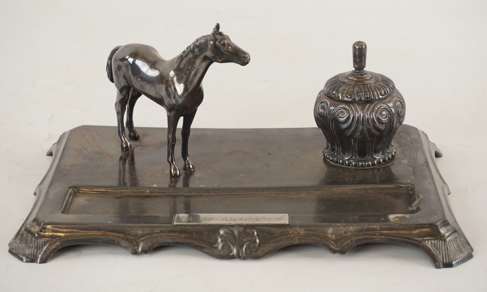 Skrivställ häst. A113