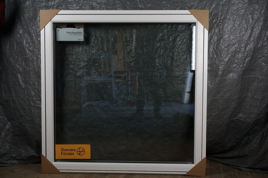 Svenska Fönster vrid 14-14. U242