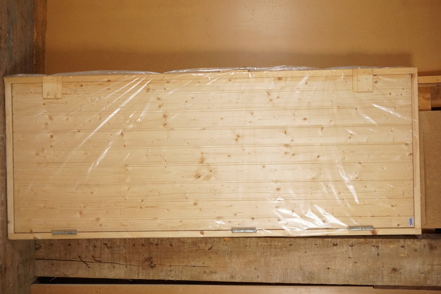 Bastu dörr med karm utåtgående höger 8-20. U808