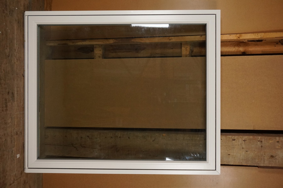 SP Fönster vrid 12-15. U818