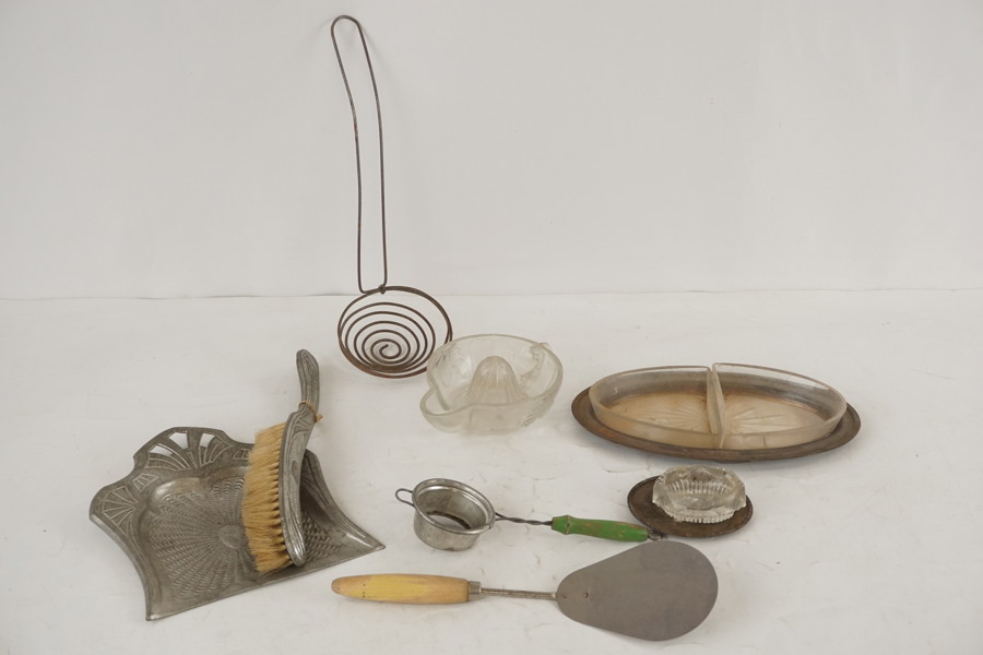 Vintage Bordsborste med skyffel mm. A181