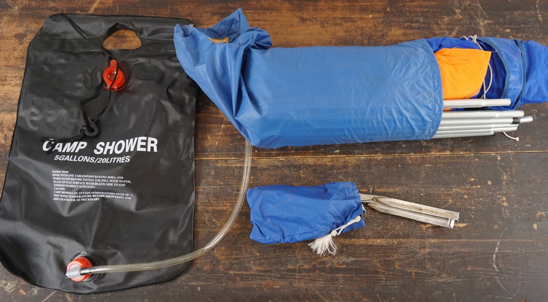 Kamping tält & Kampingdusch. BC241/10