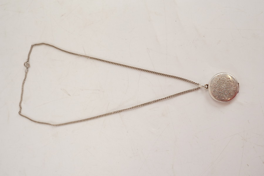 Halsband & Fotoberlock i silver 8,3g. A60