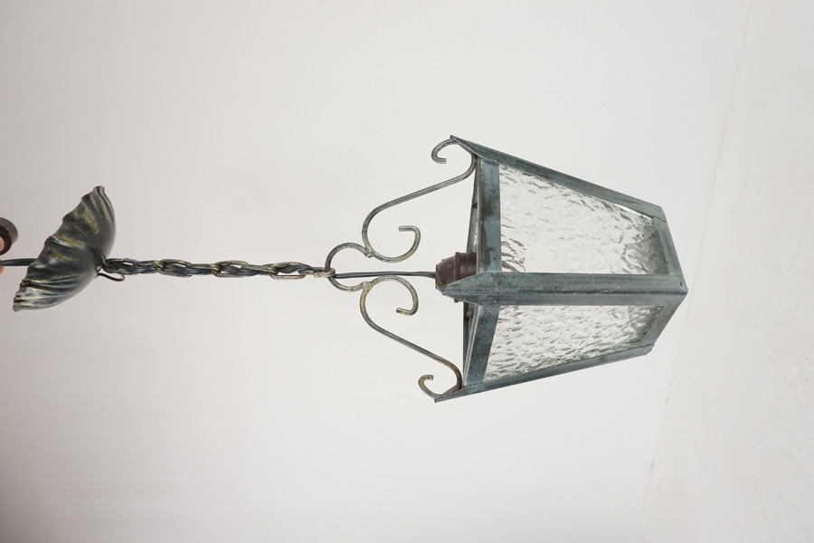 Taklampa/Hänglampa. C33/