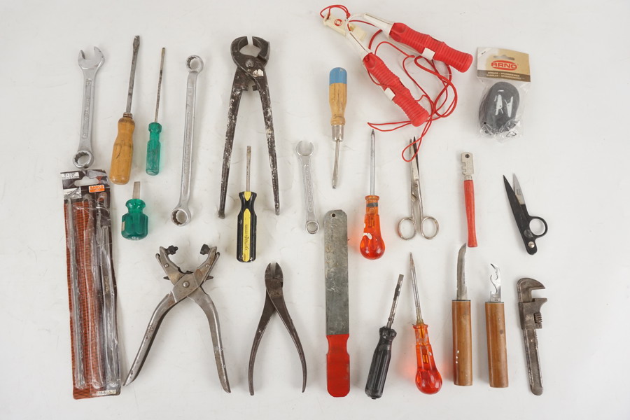 Tänger & verktyg mm. D58/