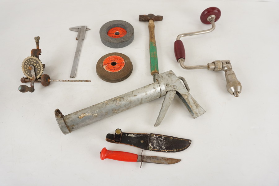 Handborr, Mora kniv mm. D32/