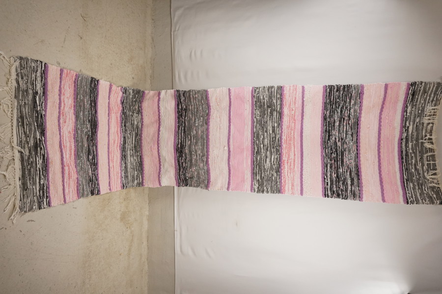 Trasmatta rosa/grå 70x300. B108/