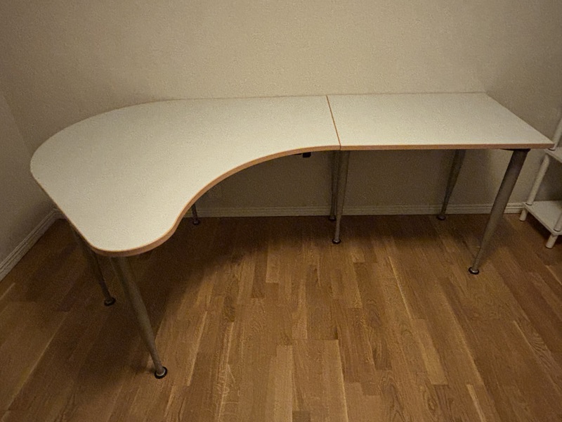 Kinnarps Skrivbord B20/