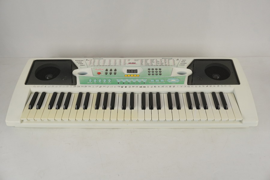 SK-550 Elektroniskt piano/keyboard. B247/