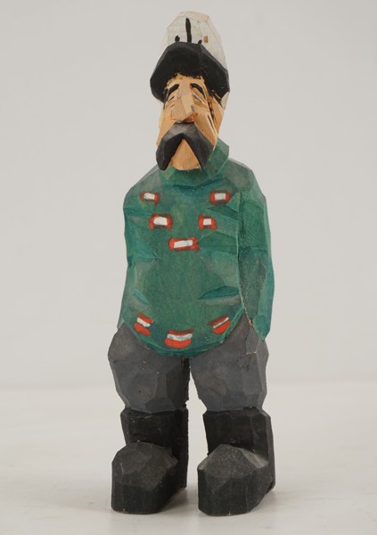 Båtkapten skulptur i trä. A145