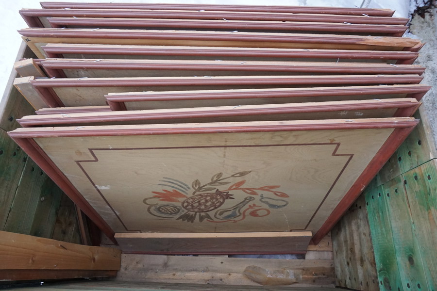 17st Inramade och dekorerade paneler. B144