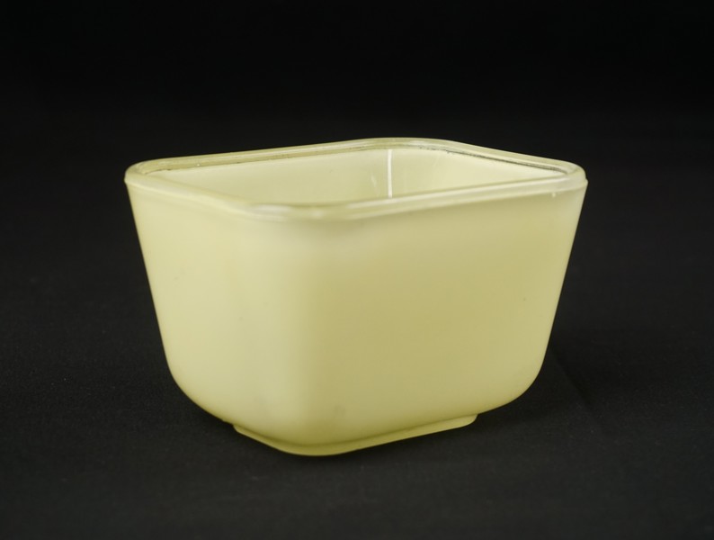 Pyrex Vintage liten skål, grön. G47 