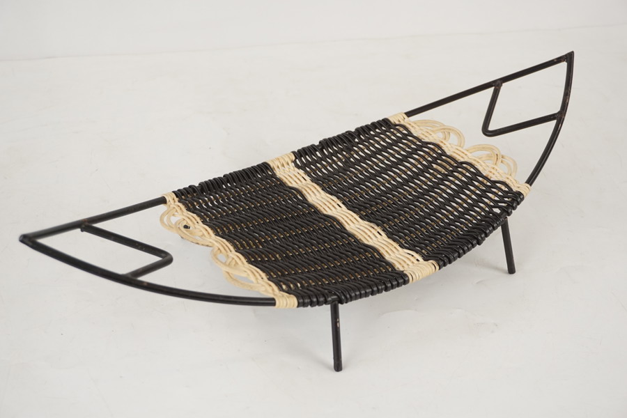 Retro Fruktkorg, svart. A164