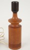 Vintage bordslampa i teak. A167