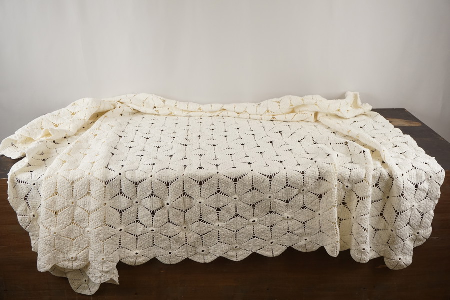 Överkast, virkat 190x140. A174