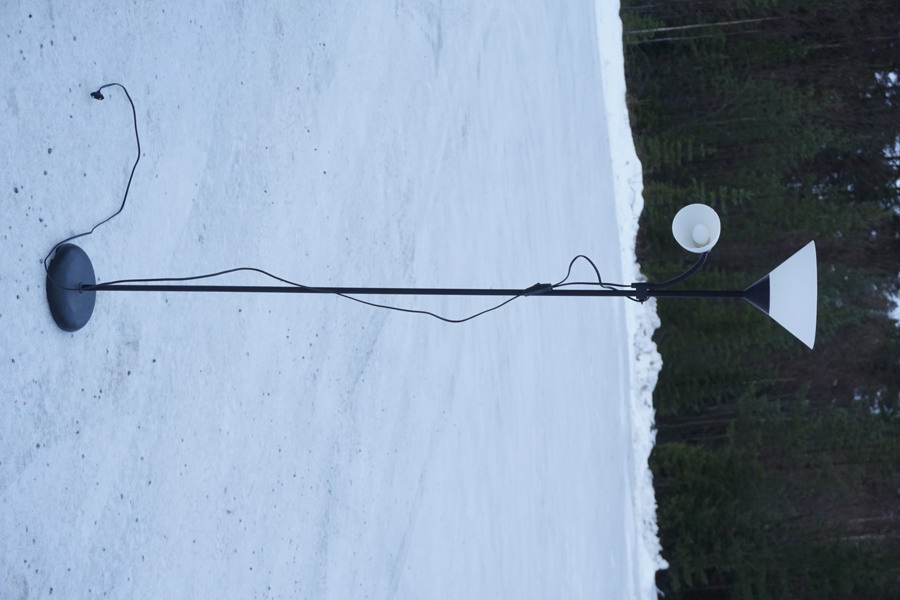 Brilliant golvlampa. B44